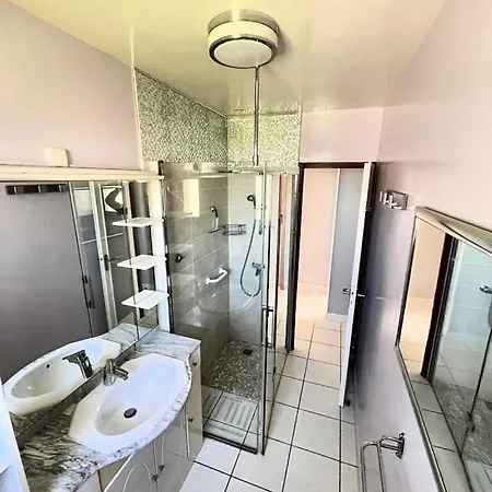 Maison 3 - بيت للعطل *